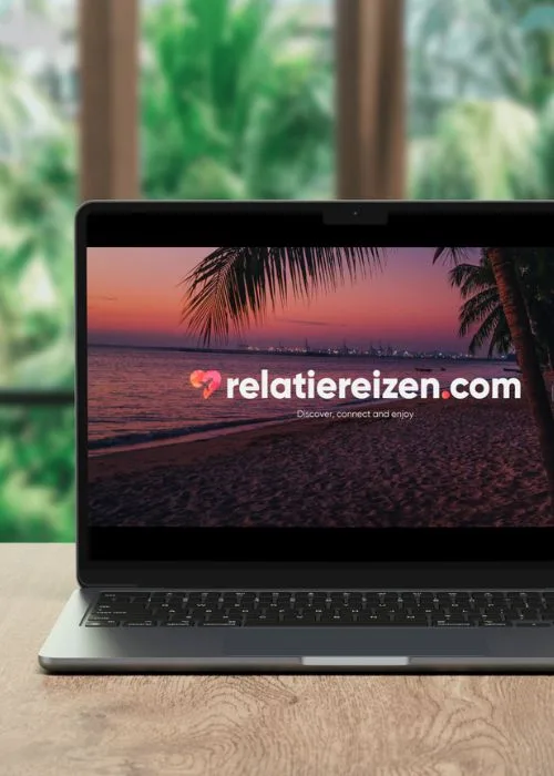 Tevreden klant met geoptimaliseerde website en branding.